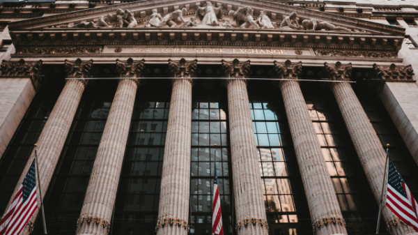 金牛股配资 “大而美法案”中第“899条款”，为何可能引发美国外资危机？