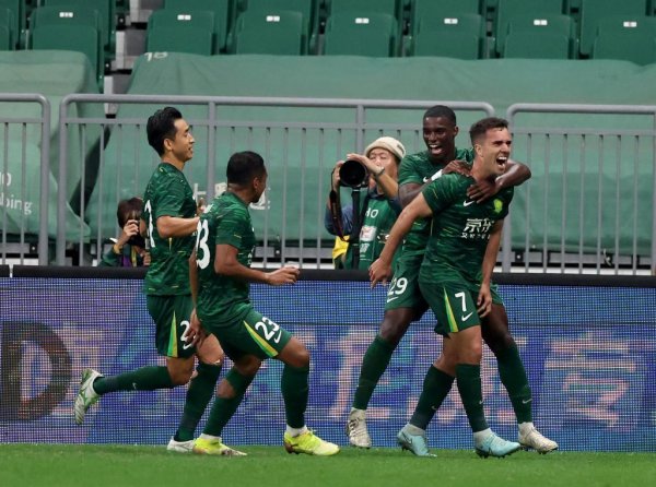 利创智投 中超综合：上海海港登顶积分榜