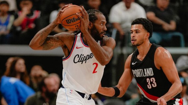 锦鲤配资 快船3连胜？哈登对飚库里，小卡将遭遇勇士围剿，2替补成救命稻草